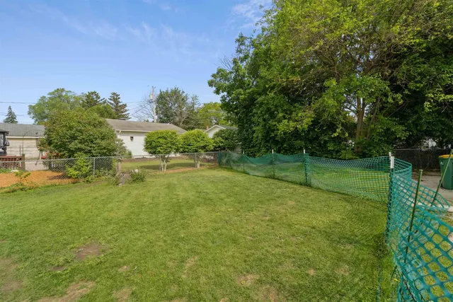 $170,000 | 345 East Merrill Avenue, Fond du Lac, WI 54935