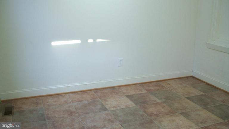 720 3rd Street Northeast Washington, DC 20002 - Photo 8 of 28 Den/Office/Exercise