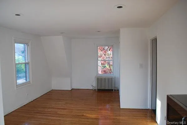 $2,400 | 213-15 33rd Road, Unit 1 | Bayside