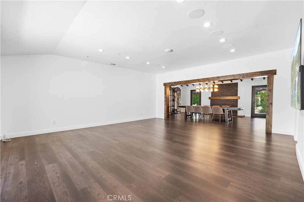 9916 Rathburn Avenue Los Angeles, CA 91325 - Photo 3 of 65
