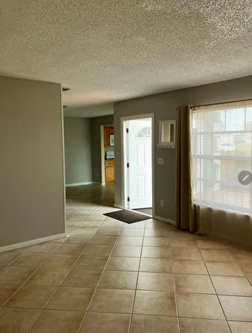 $1,800 | 5282 Southeast 43rd Trace, Okeechobee, FL 34974