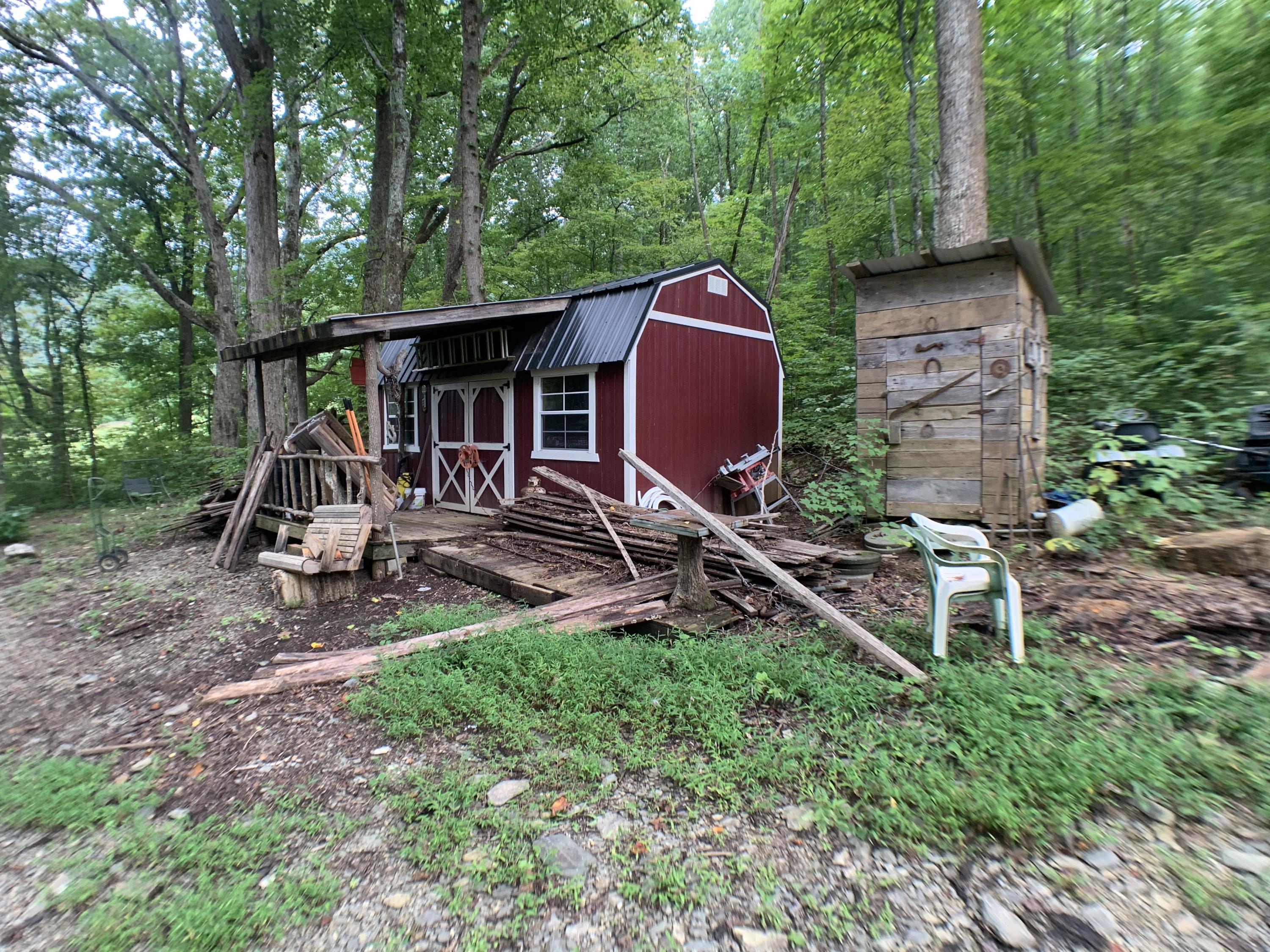 1203 Shuler Road Townsend, TN 37882 - Photo 6 of 14 E34CB3ED-C21F-4B48-89CC-8AF83A5EE4EC