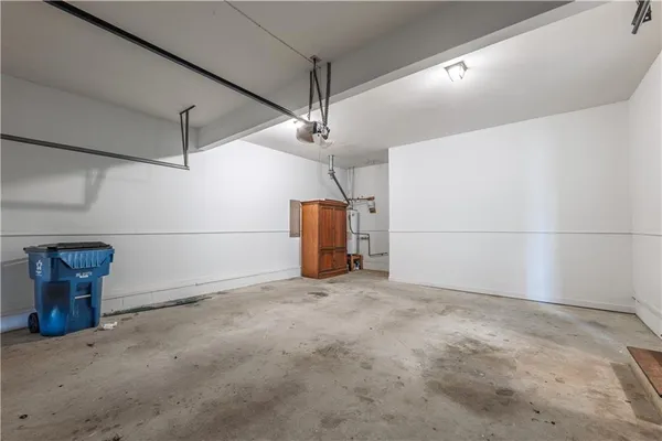 $3,900 | 6215 Bannerhorn Run, Alpharetta, GA 30005