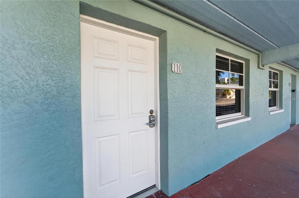 19417 Gulf Boulevard, Unit F110 Indian Rocks Beach, FL 33785 - Photo 3 of 94