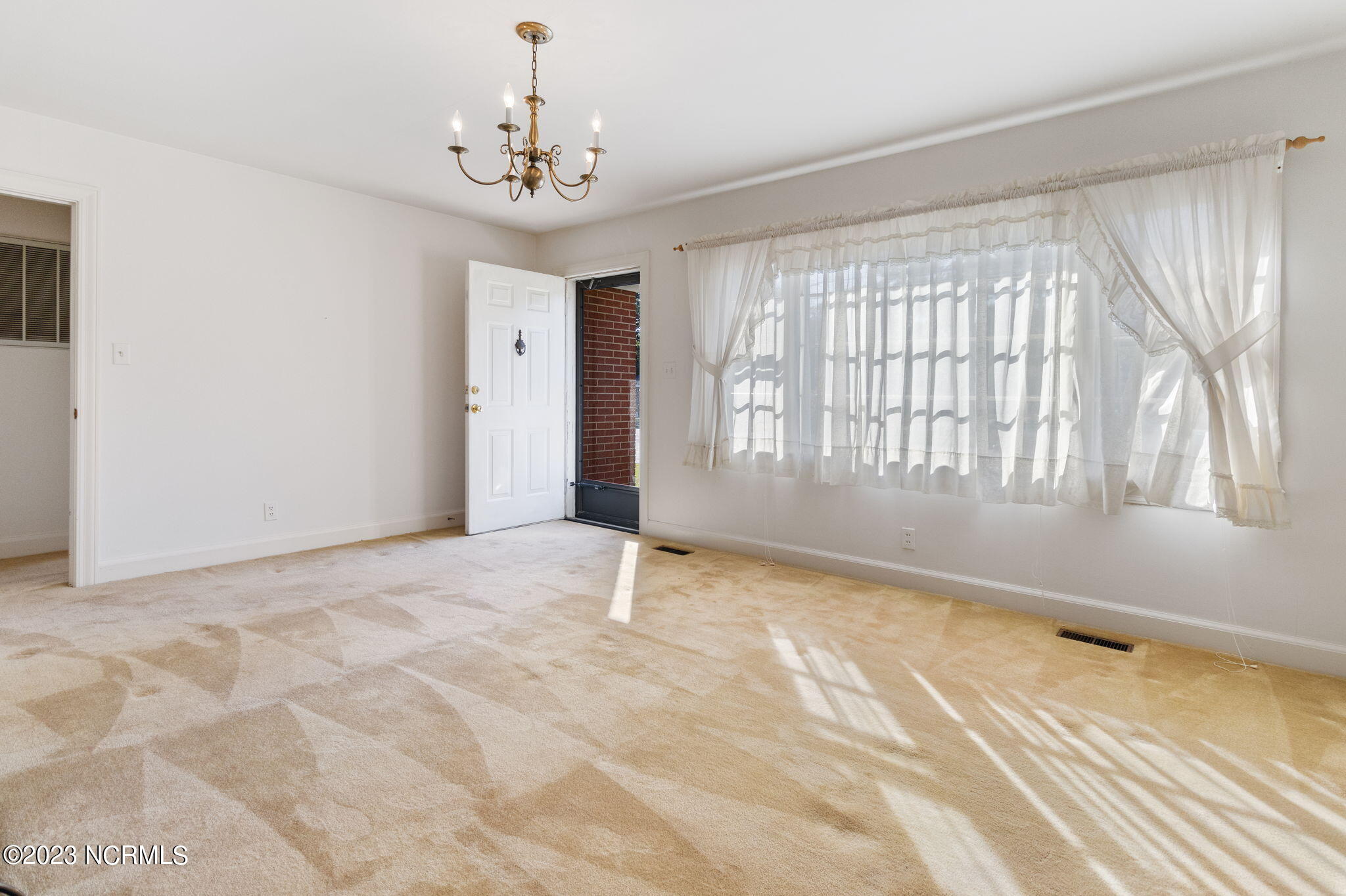 3000 Amherst Road Rocky Mount, NC 27804 - Photo 6 of 45 12-web-or-mls-IMG_2870