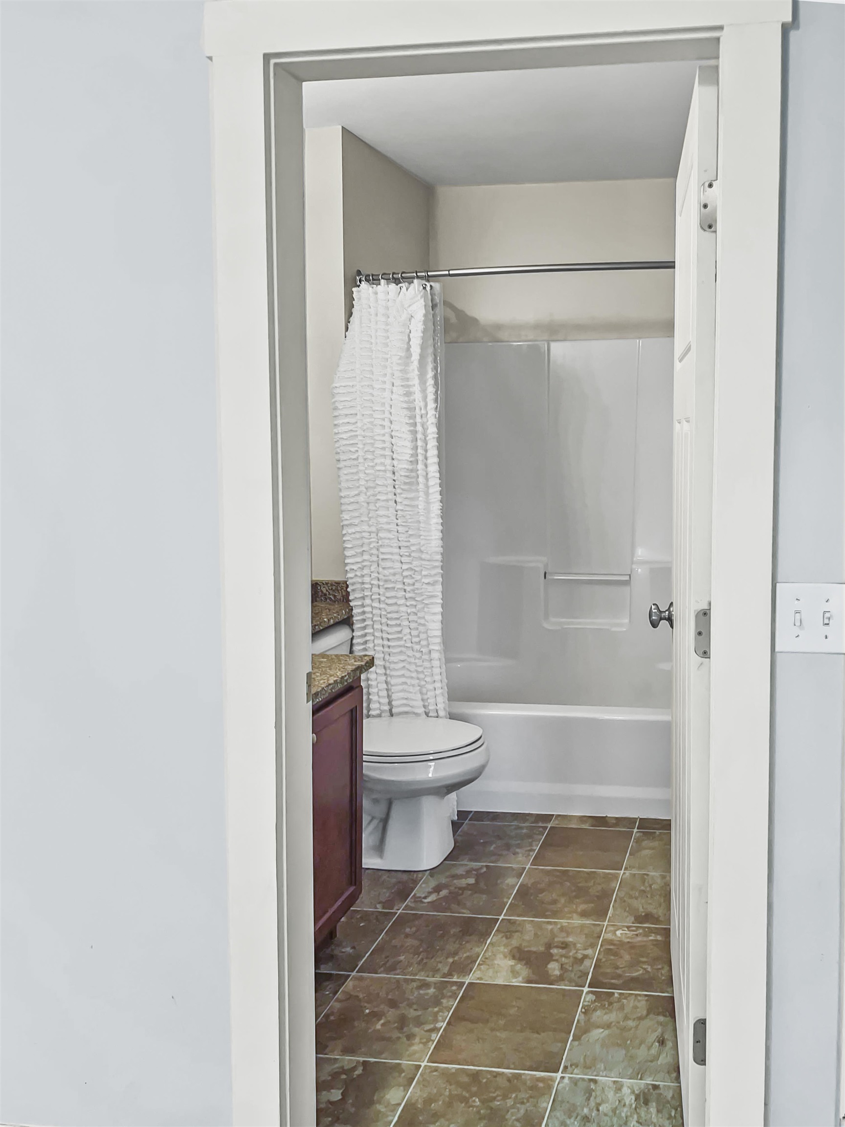 337 Mt Support Road, Unit 505 Lebanon, NH 03766 - Photo 15 of 23