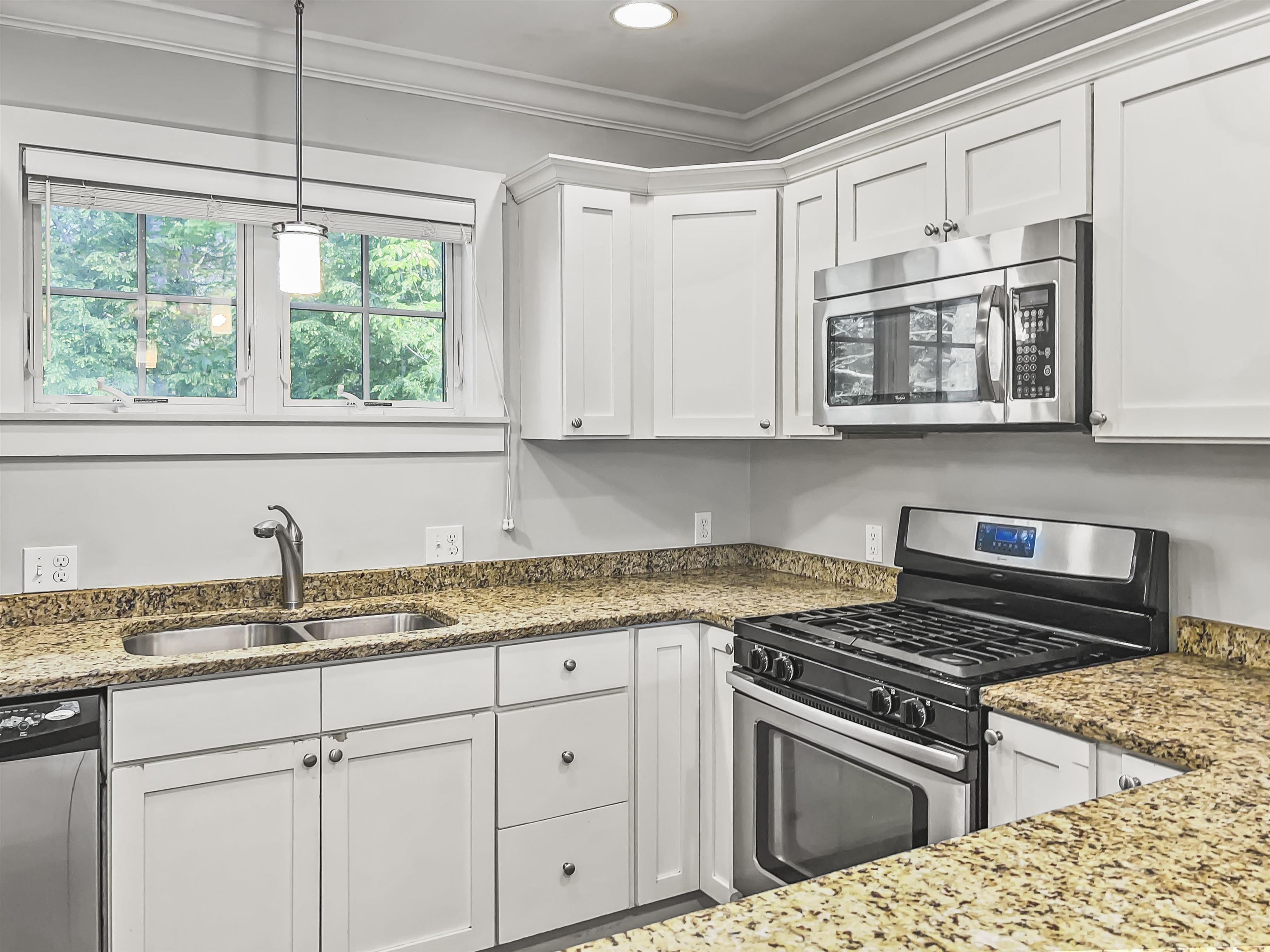 337 Mt Support Road, Unit 505 Lebanon, NH 03766 - Photo 7 of 23