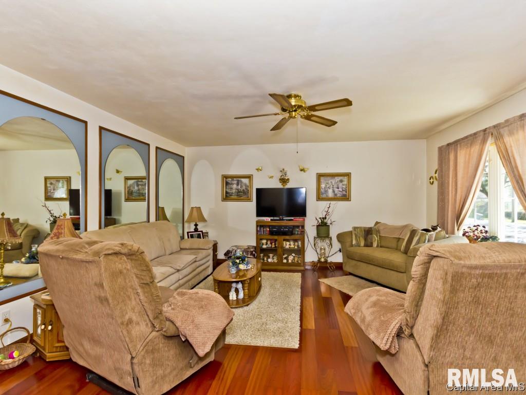 301 East Kimble Street Springfield, IL 62703 - Photo 5 of 35