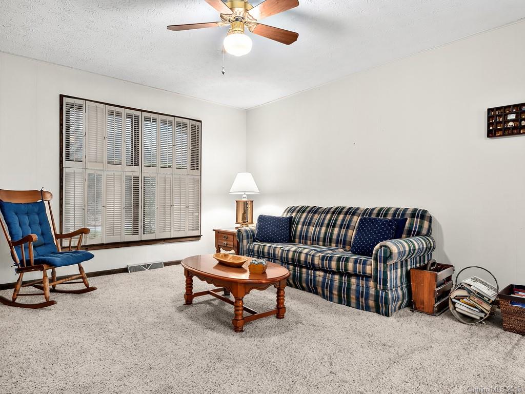 22 Spooks Branch Road Asheville, NC 28804 - Photo 7 of 25 Gallery Image 7