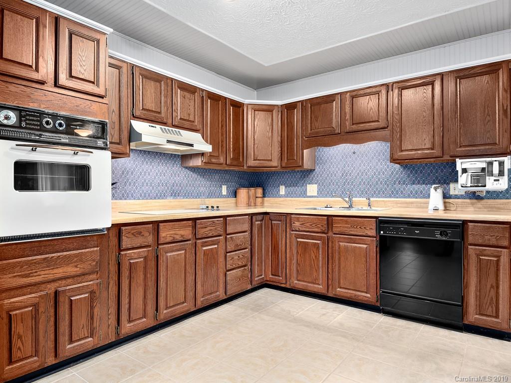 22 Spooks Branch Road Asheville, NC 28804 - Photo 9 of 25 Gallery Image 9