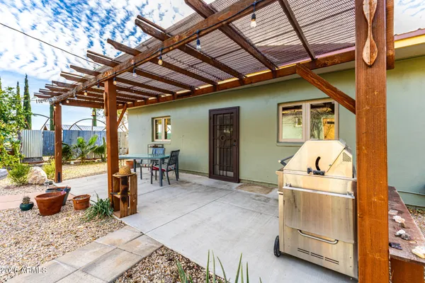 $369,900 | 140 North Kellner Avenue, Superior, AZ 85173