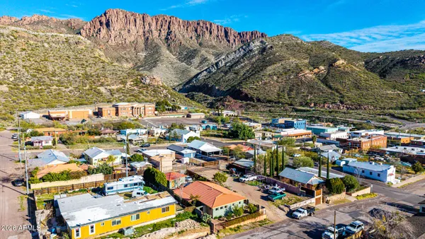 $369,900 | 140 North Kellner Avenue, Superior, AZ 85173