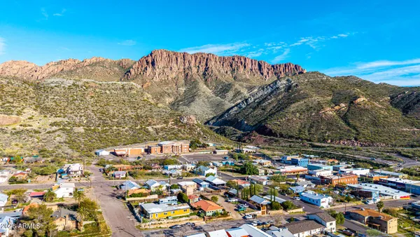 $369,900 | 140 North Kellner Avenue, Superior, AZ 85173