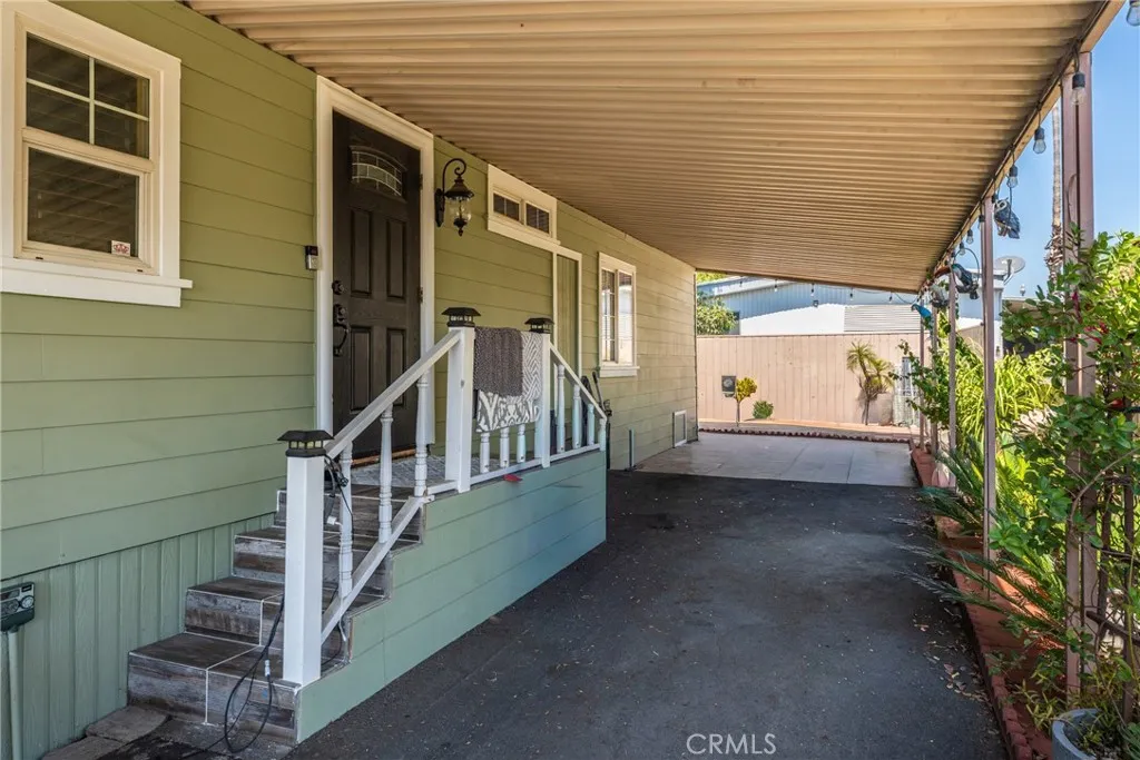 1025 South Riverside Avenue, Unit 121 Rialto, CA 92376 - Photo 3 of 25 Gallery Image 3