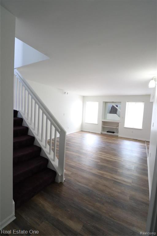 21947 Quail Ridge Drive, Unit 2 Riverview, MI 48193 - Photo 6 of 49