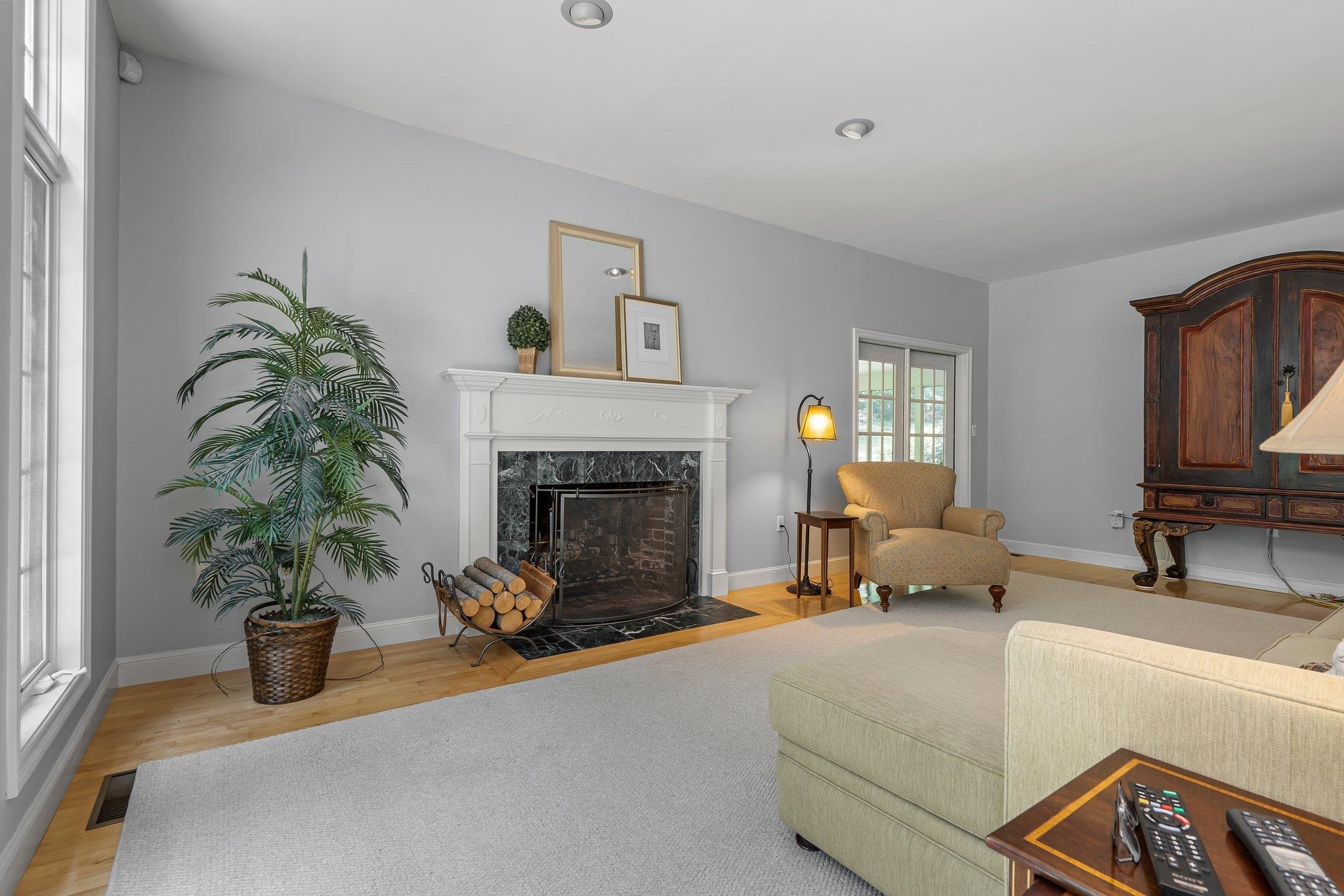 61 Gale Road Hampton, NH 03842 - Photo 7 of 35