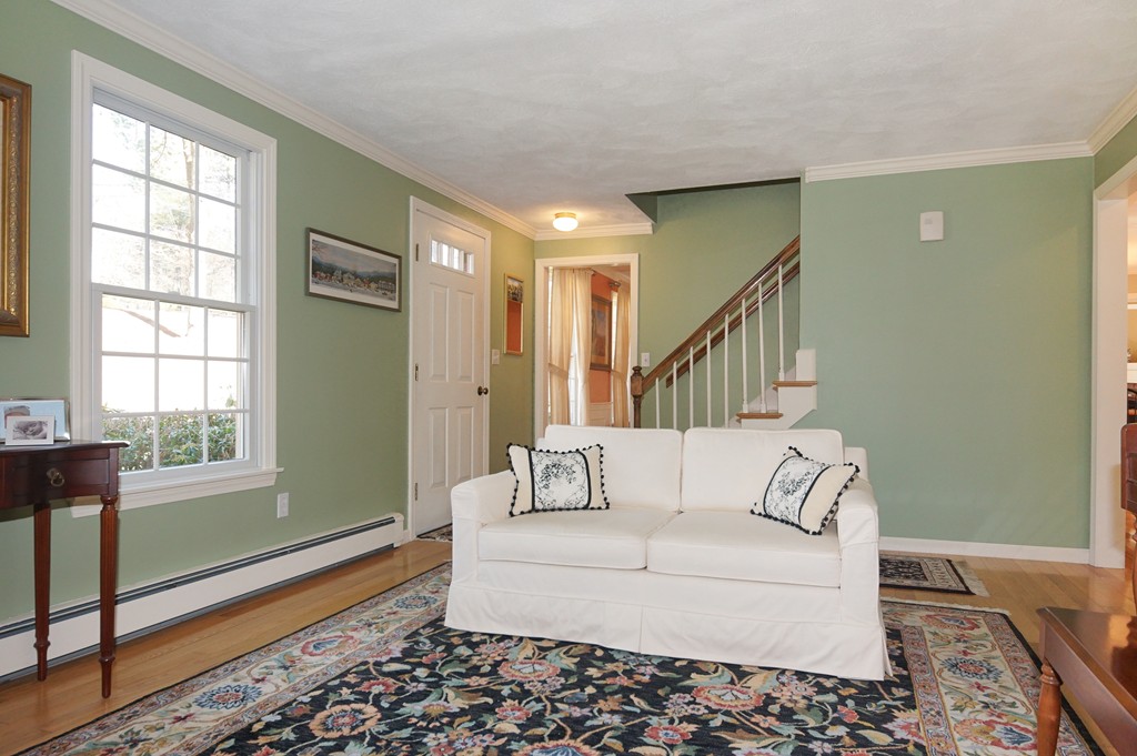 11 Longmeadow Road Norfolk, MA 02056 - Photo 10 of 24 Gallery Image 10