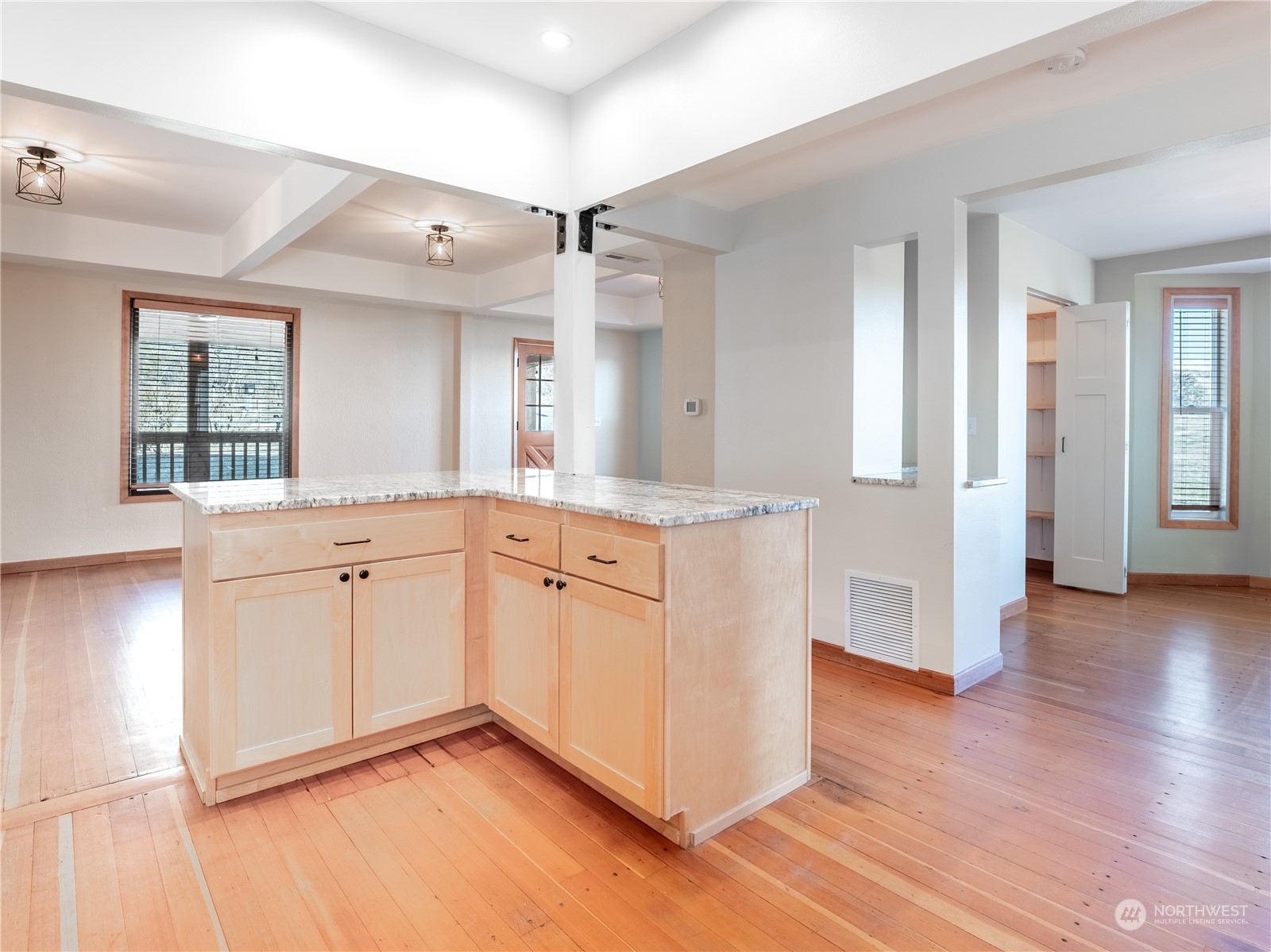 1101 Lower Sunnyslope Road Wenatchee, WA 98801 - Photo 16 of 40 Gallery Image 16