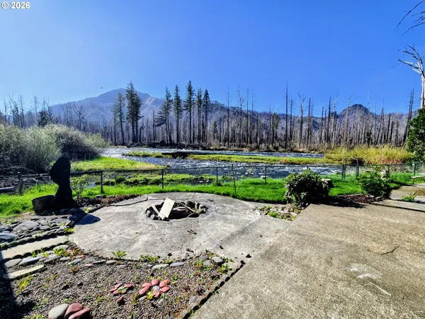 $329,000 | 52912 McKenzie Highway, Blue River, OR 97413