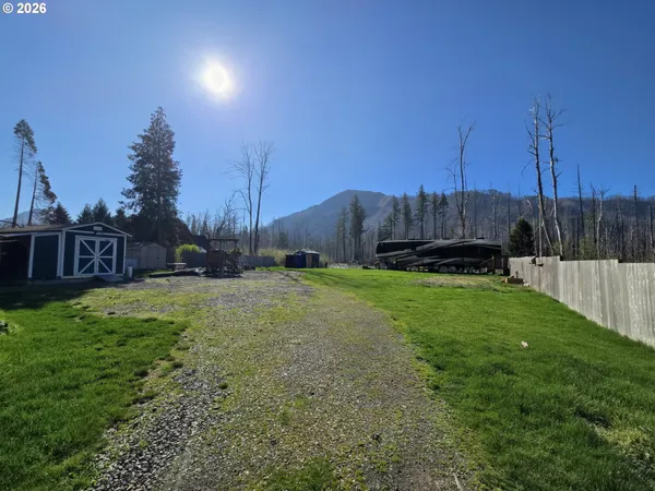 $329,000 | 52912 McKenzie Highway, Blue River, OR 97413