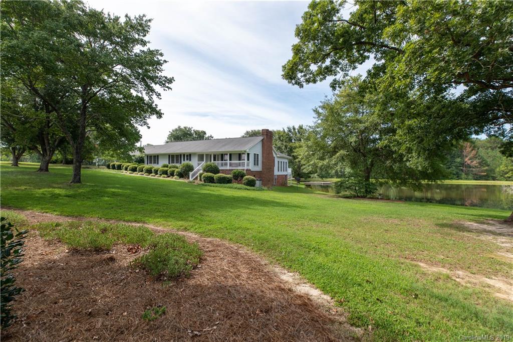 1127 Bate Harvey Road Clover, SC 29710 - Photo 15 of 48