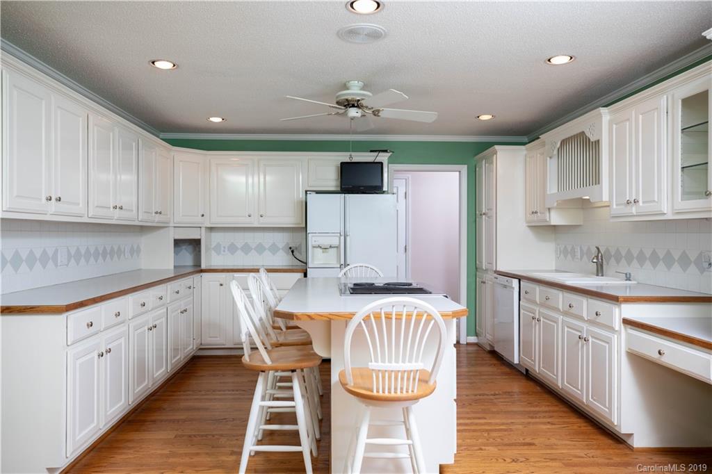 1127 Bate Harvey Road Clover, SC 29710 - Photo 28 of 48