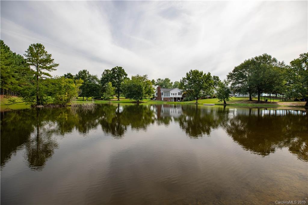 1127 Bate Harvey Road Clover, SC 29710 - Photo 4 of 48