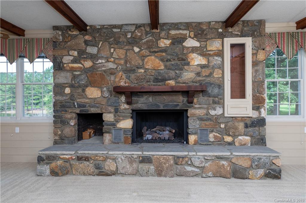 1127 Bate Harvey Road Clover, SC 29710 - Photo 34 of 48