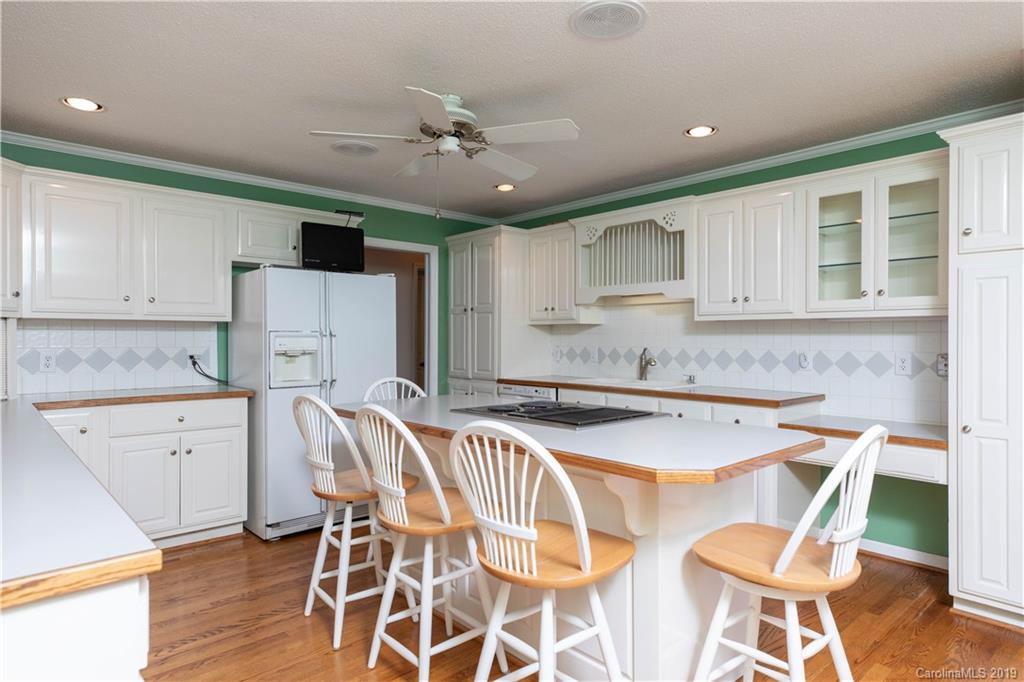 1127 Bate Harvey Road Clover, SC 29710 - Photo 36 of 48