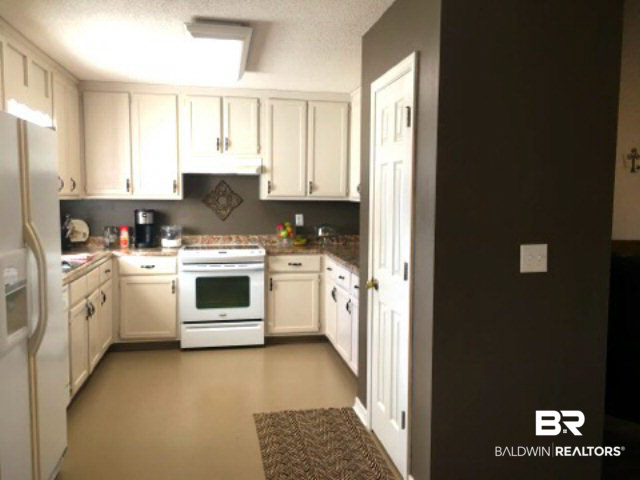 13710 Trawick Road Stapleton, AL 36578 - Photo 9 of 20