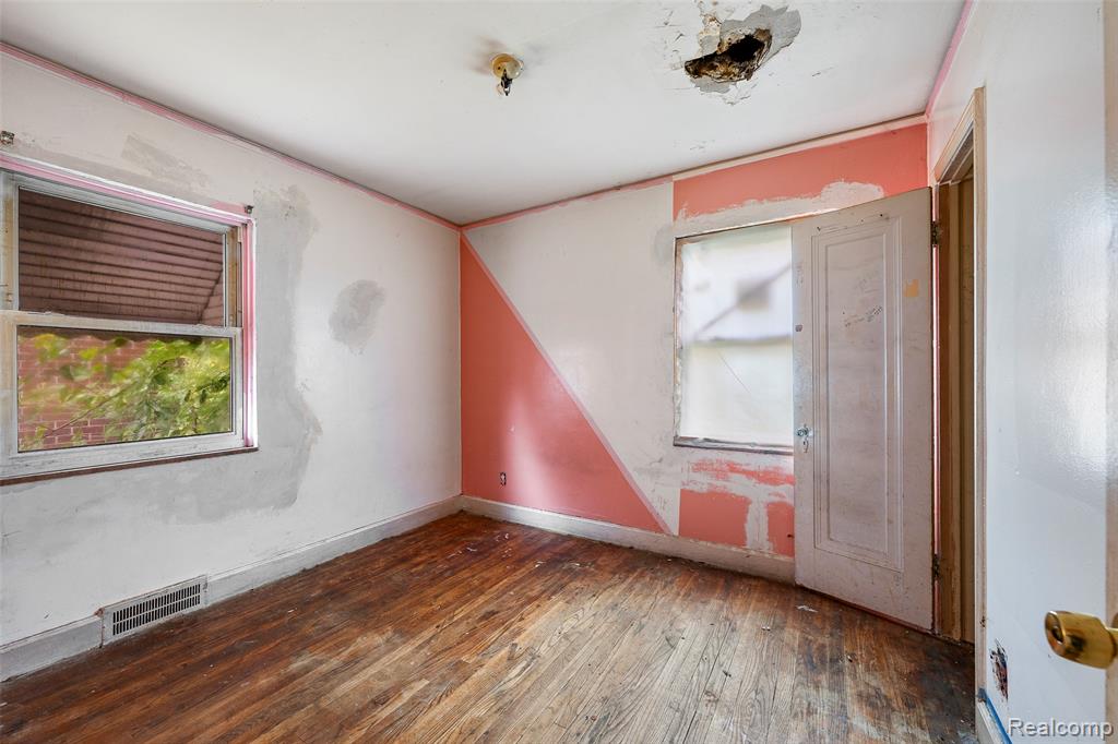 9549 Rutland Street Detroit, MI 48227 - Photo 13 of 29 Gallery Image 13