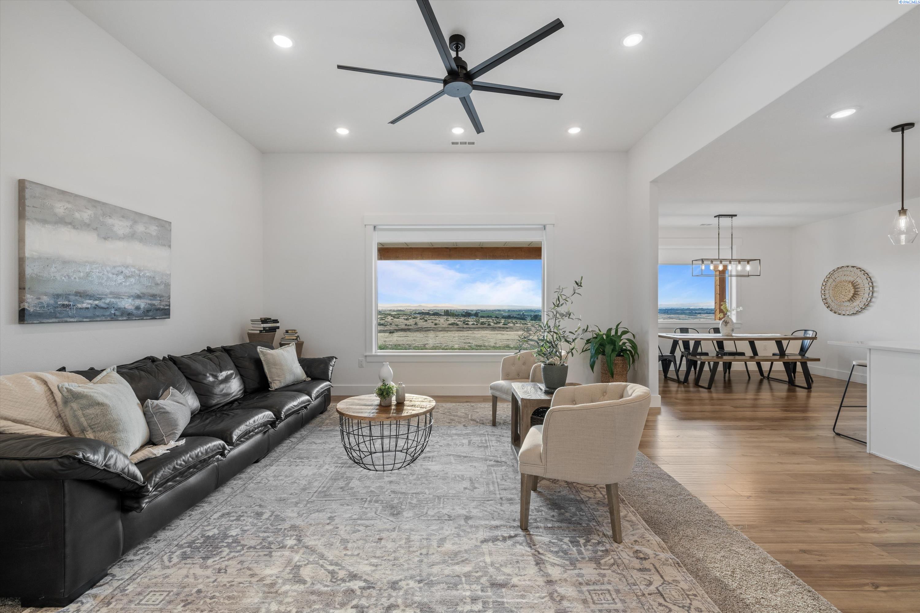 499 Arid Road Mabton, WA 98935 - Photo 8 of 33 Gallery Image 8