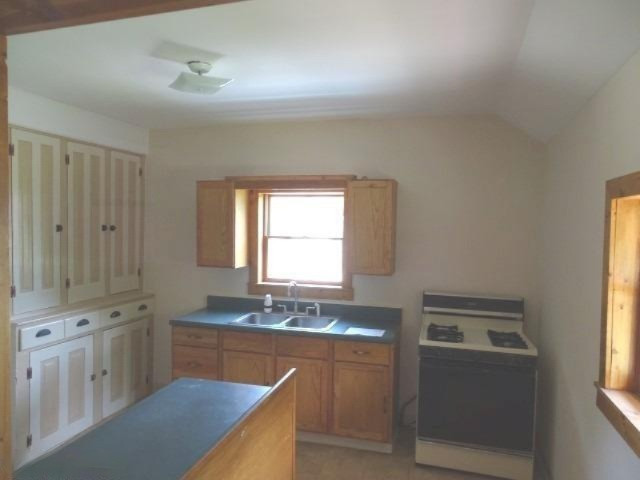 206 Clinton Street Mendon, MI 49072 - Photo 5 of 12 Additional Photo