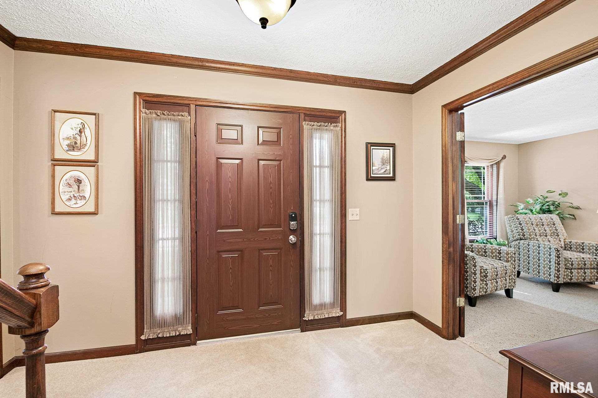 4203 Forest Road Davenport, IA 52807 - Photo 4 of 50 Gallery Image 4