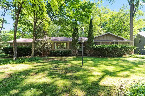 $359,900 | 1338 Ken Drive, Green Bay, WI 54313