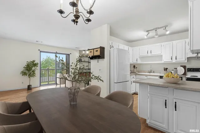 $80,000 | 1249 48th Avenue, Unit 18, East Moline, IL 61244