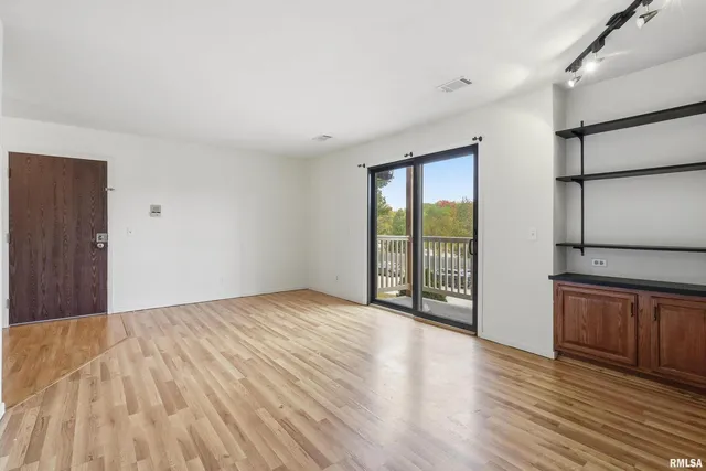 $80,000 | 1249 48th Avenue, Unit 18, East Moline, IL 61244