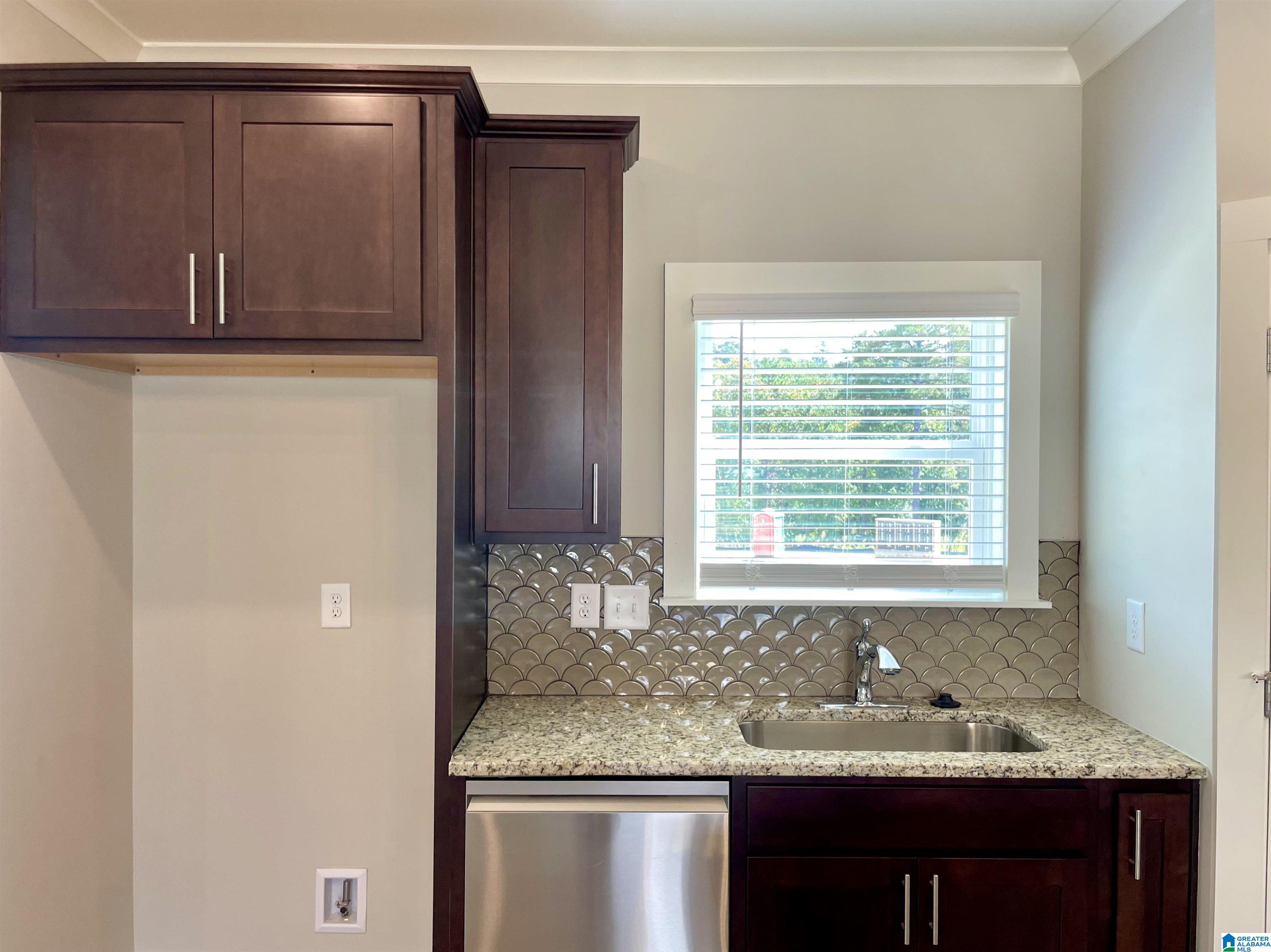 233 Sawmill Loop Birmingham, AL 35242 - Photo 5 of 24
