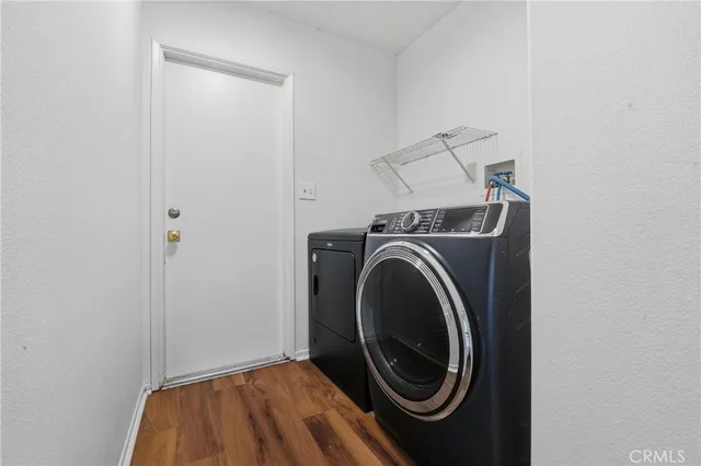 a view of house with yard