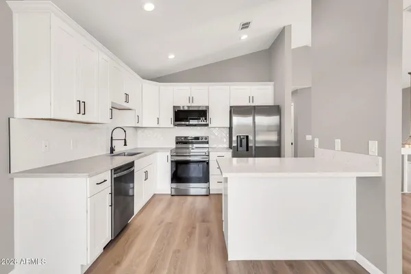 $449,000 | 921 South Val Vista Drive, Unit 41, Mesa, AZ 85204