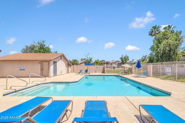 $449,000 | 921 South Val Vista Drive, Unit 41, Mesa, AZ 85204