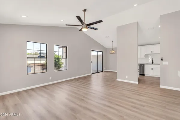 $449,000 | 921 South Val Vista Drive, Unit 41, Mesa, AZ 85204