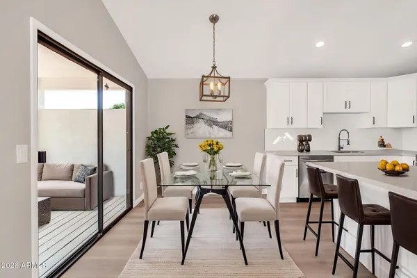 $449,000 | 921 South Val Vista Drive, Unit 41, Mesa, AZ 85204