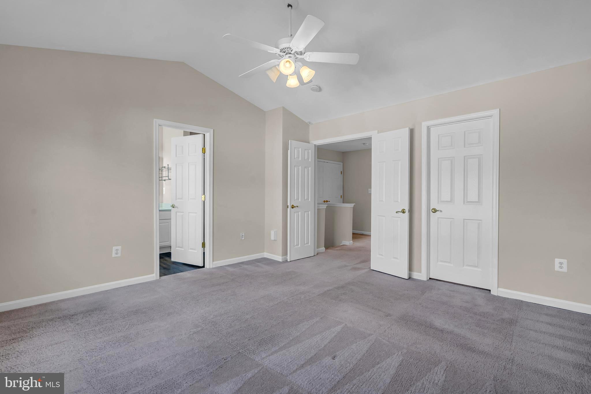 47392 Victoria Falls Square Sterling, VA 20165 - Photo 14 of 52 Primary Suite