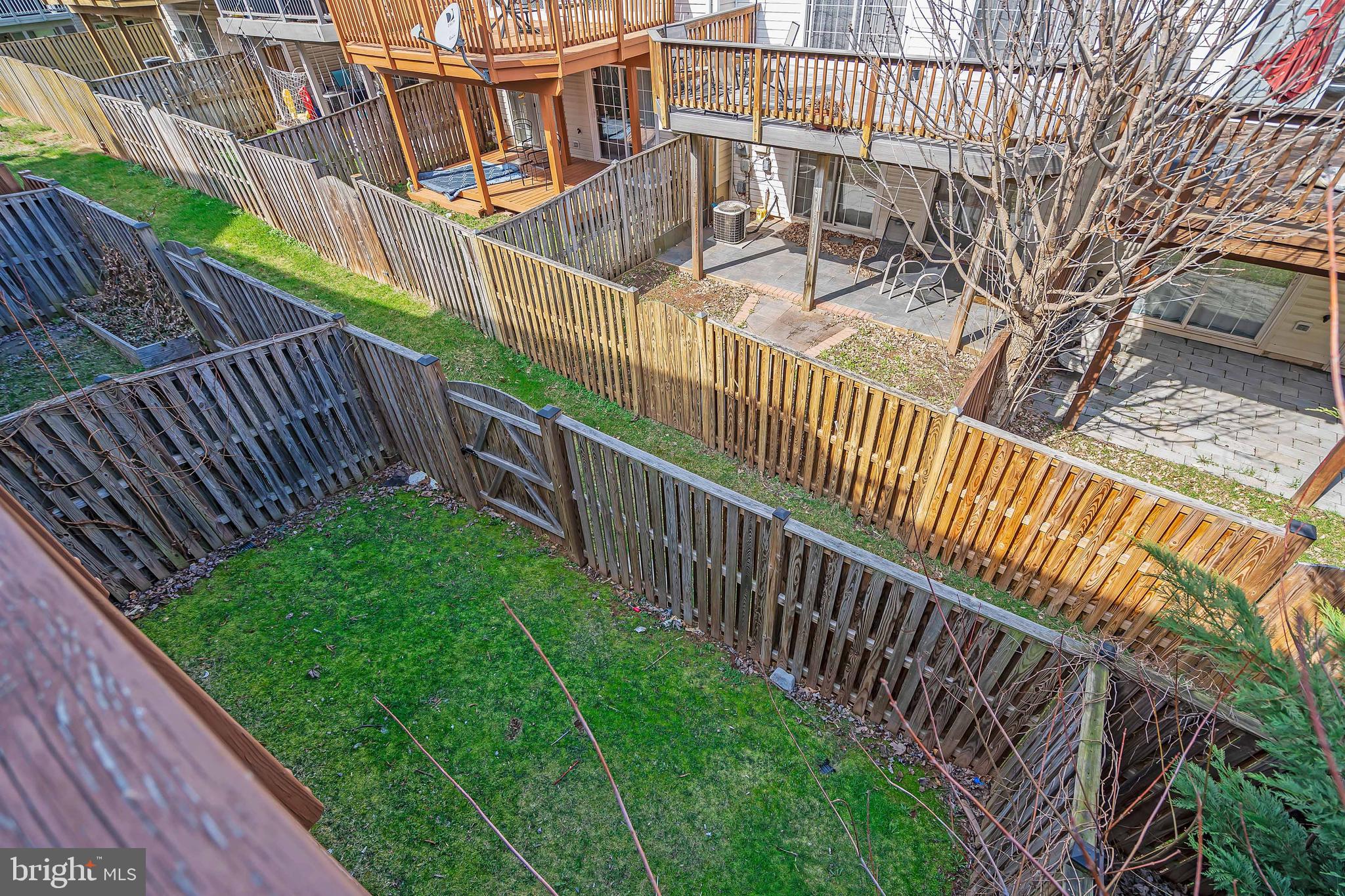 47392 Victoria Falls Square Sterling, VA 20165 - Photo 31 of 52 Fenced Backyard