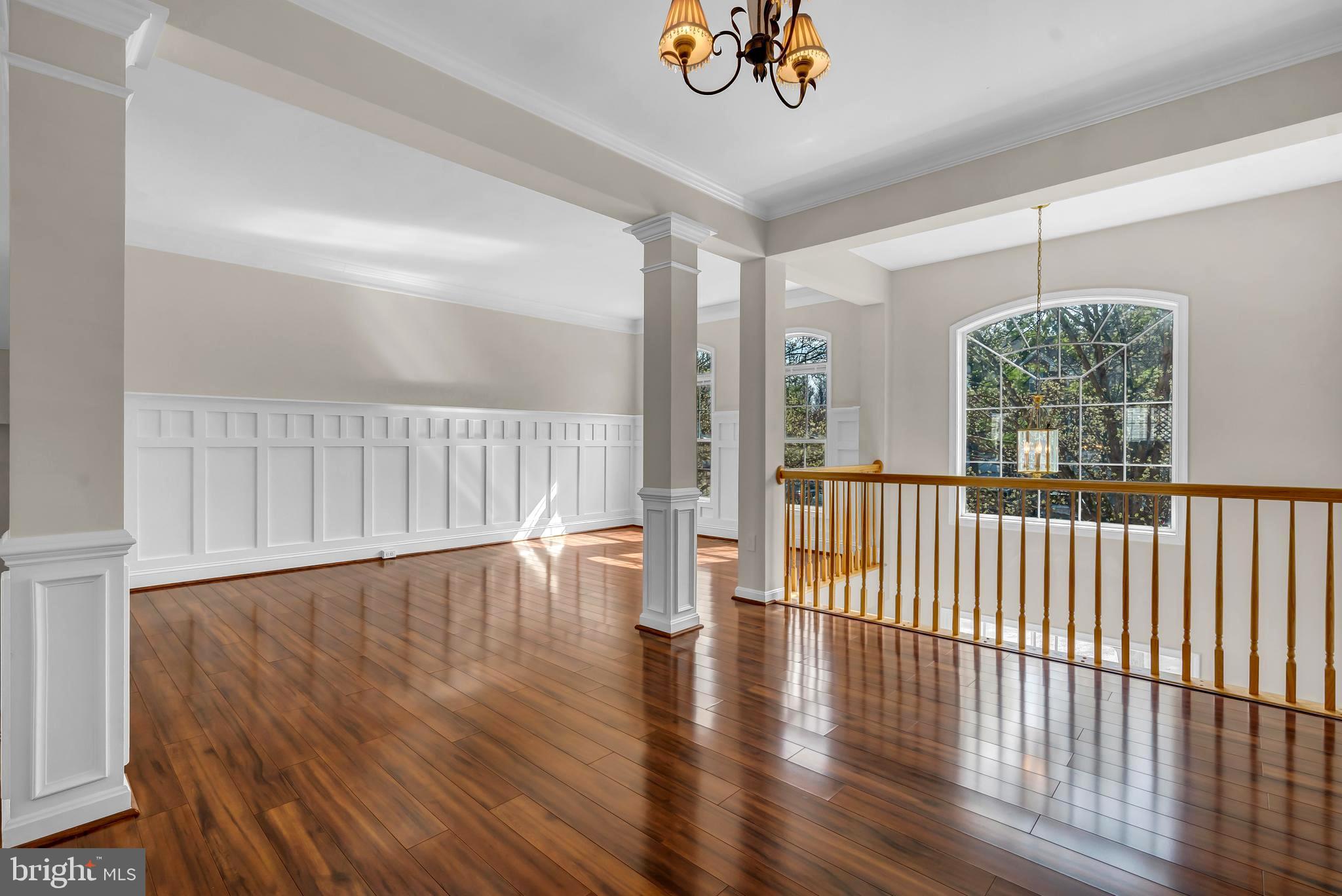 47392 Victoria Falls Square Sterling, VA 20165 - Photo 5 of 52 Freshly Painted