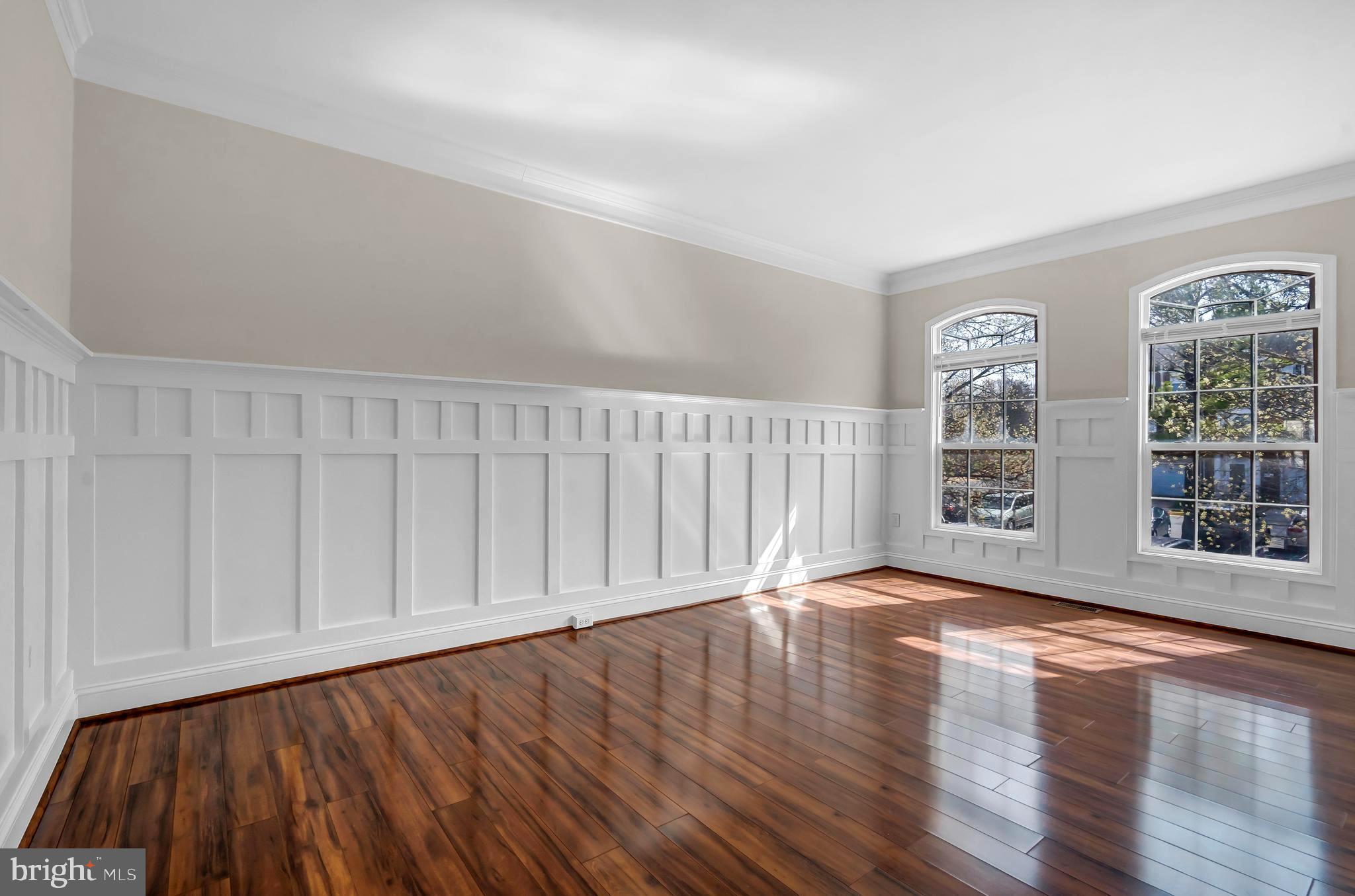 47392 Victoria Falls Square Sterling, VA 20165 - Photo 6 of 52 Family Room