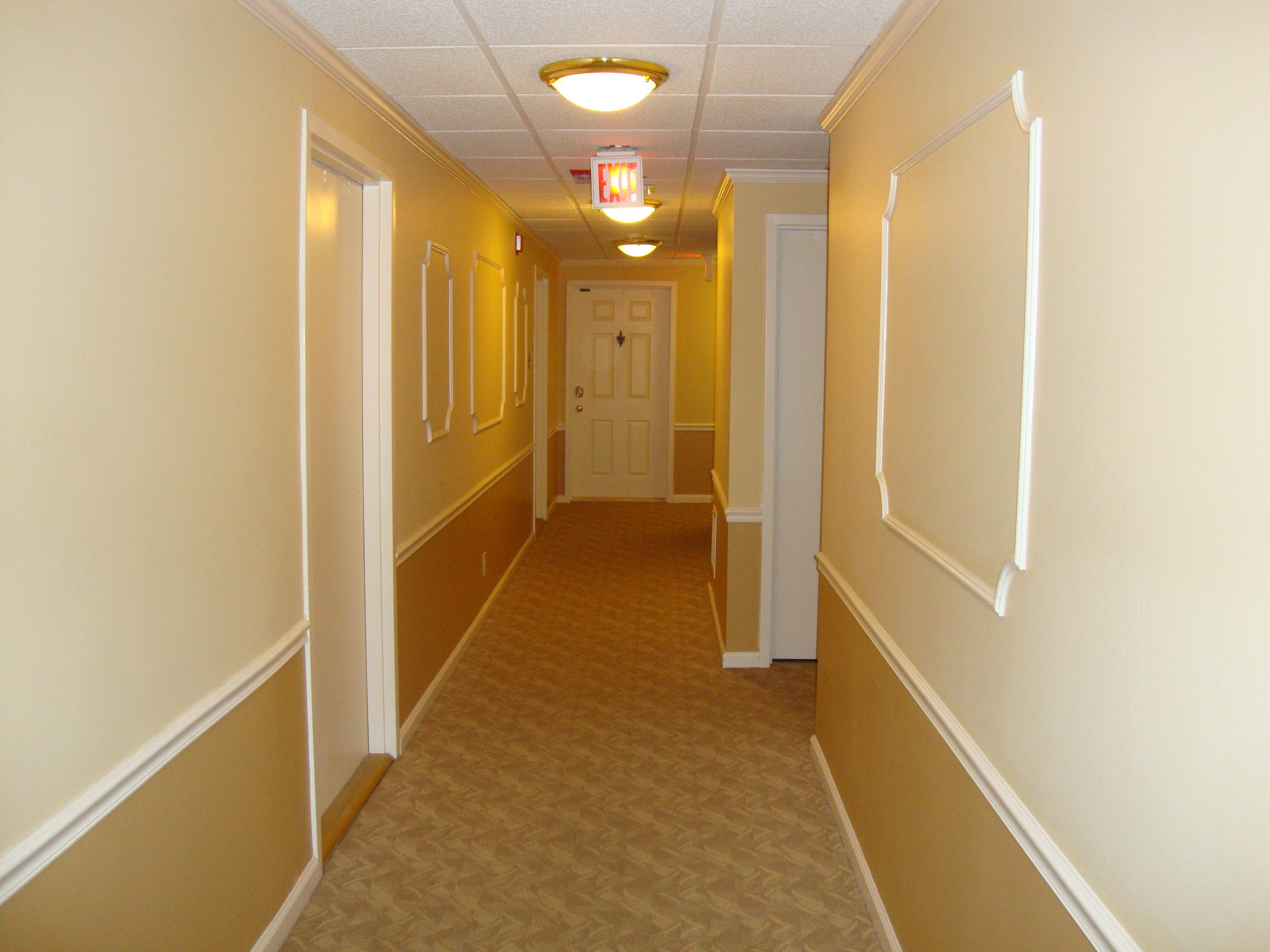 2679 South Ocean Boulevard, Unit 2B Boca Raton, FL 33432 - Photo 34 of 42 a view of a hallway with a bathroom