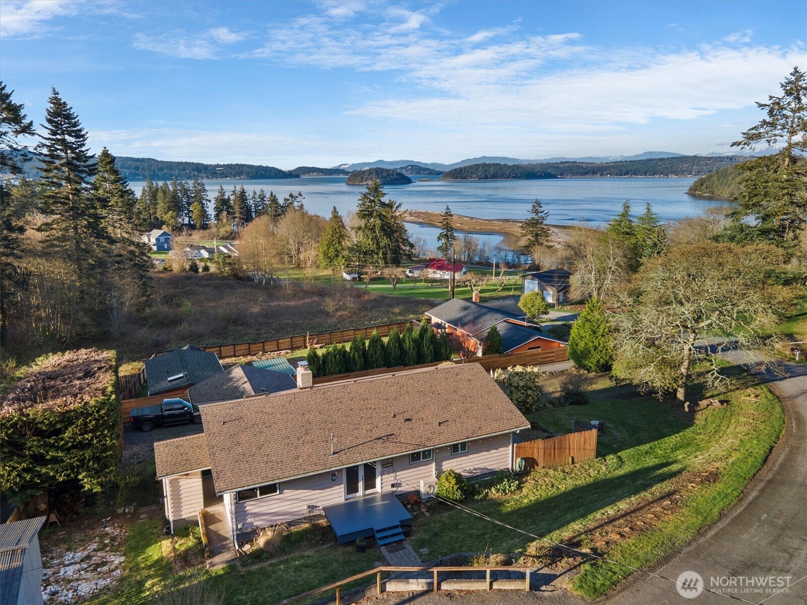 5011 Bakerview Road Oak Harbor, WA 98277 - Photo 32 of 38 Gallery Image 32