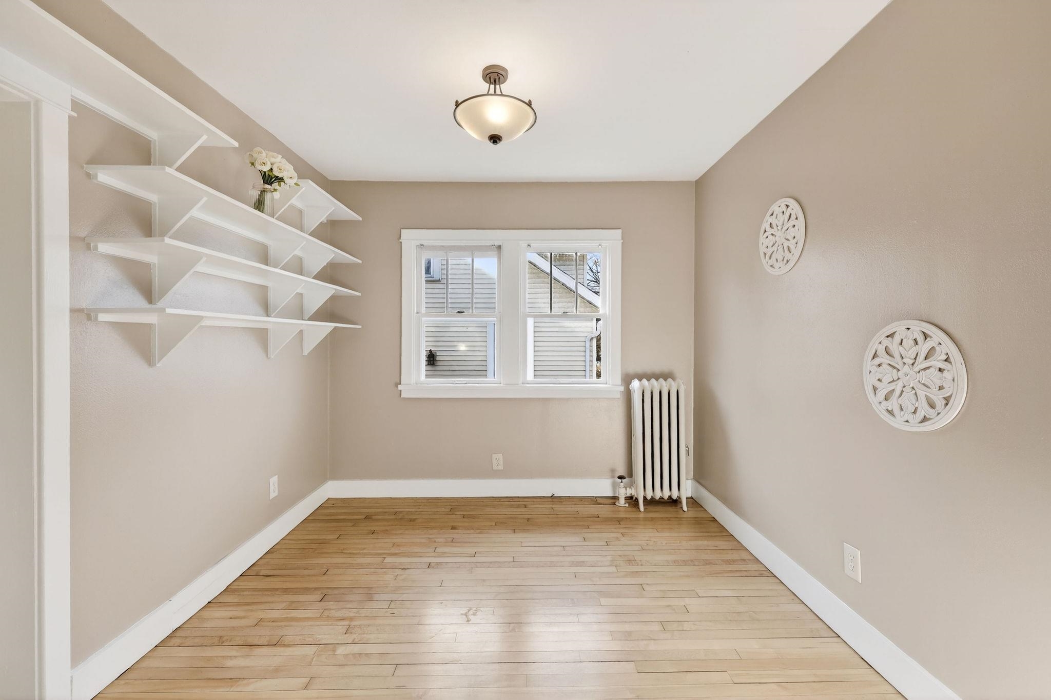 2737 Union Street Madison, WI 53704 - Photo 10 of 39